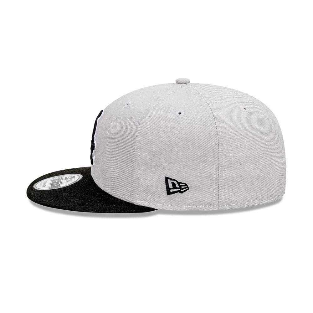 New Era Caps Adjustable M/L Chicago White Sox New Era MLB Team Interchange 2 Tone 9FIFTY Snapback Hat - Grey/Black