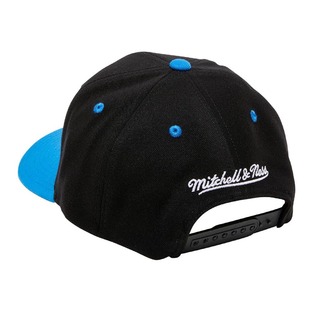 Mitchell And Ness Caps Dallas Mavericks Mitchell & Ness NBA Billboard Classic Red Curve Snapback Hat - Black