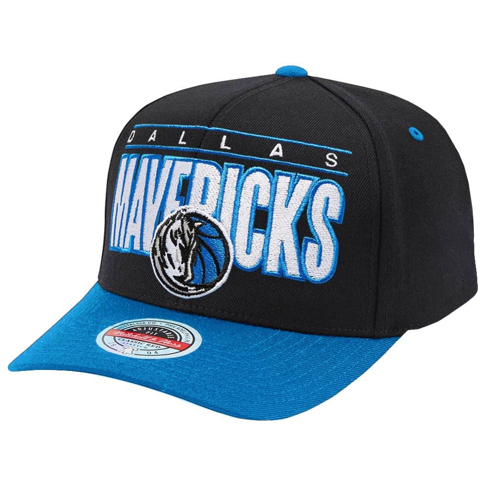 Mitchell And Ness Caps Dallas Mavericks Mitchell & Ness NBA Billboard Classic Red Curve Snapback Hat - Black