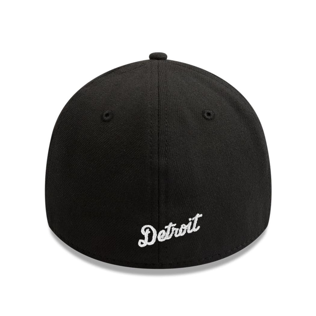New Era Caps Detroit Tigers New Era MLB Monochrome 39THIRTY Flex Fit Curve Hat - Black