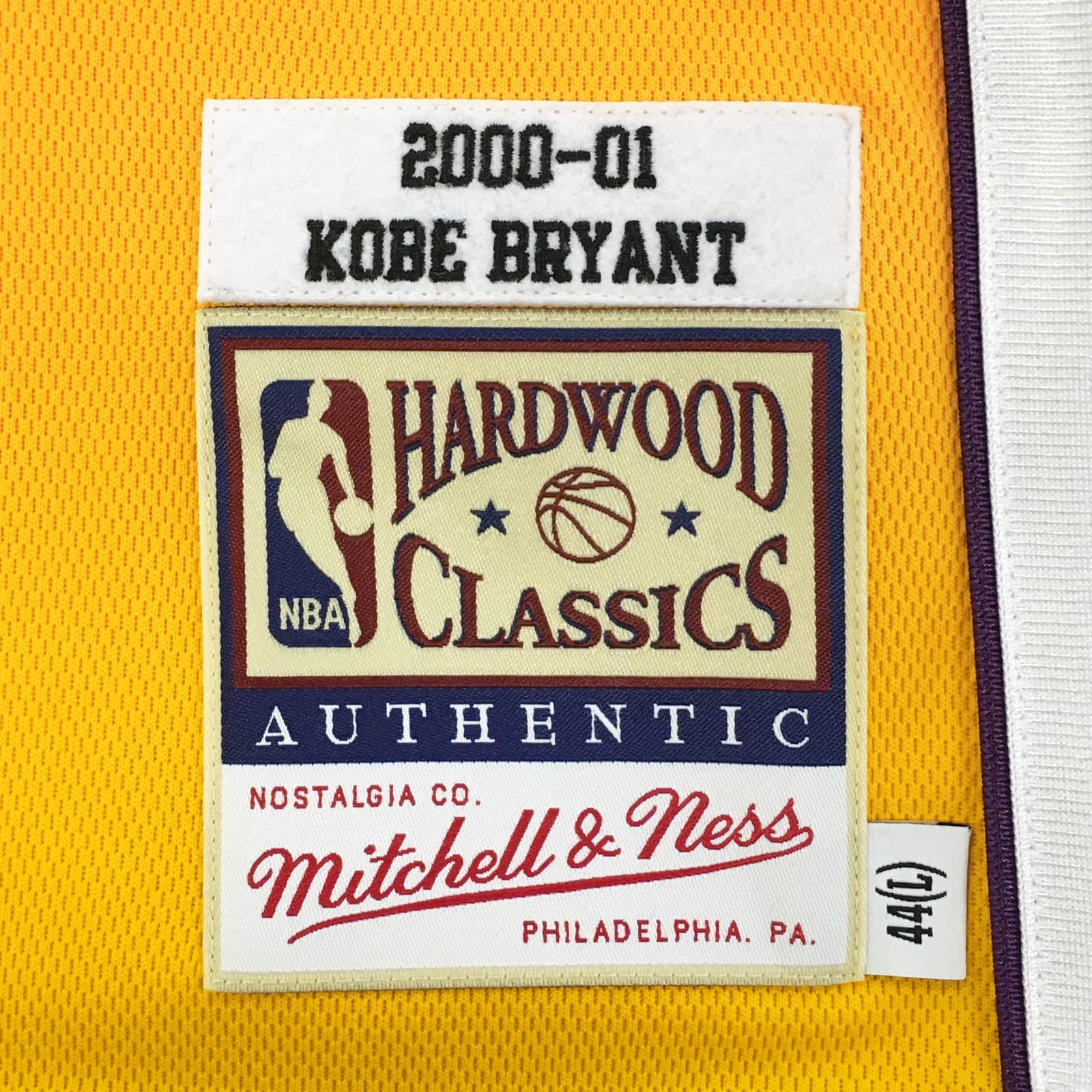 Mitchell And Ness Jerseys Kobe Bryant Los Angeles Lakers Mitchell & Ness NBA 00-01 Home Authentic Jersey - Yellow