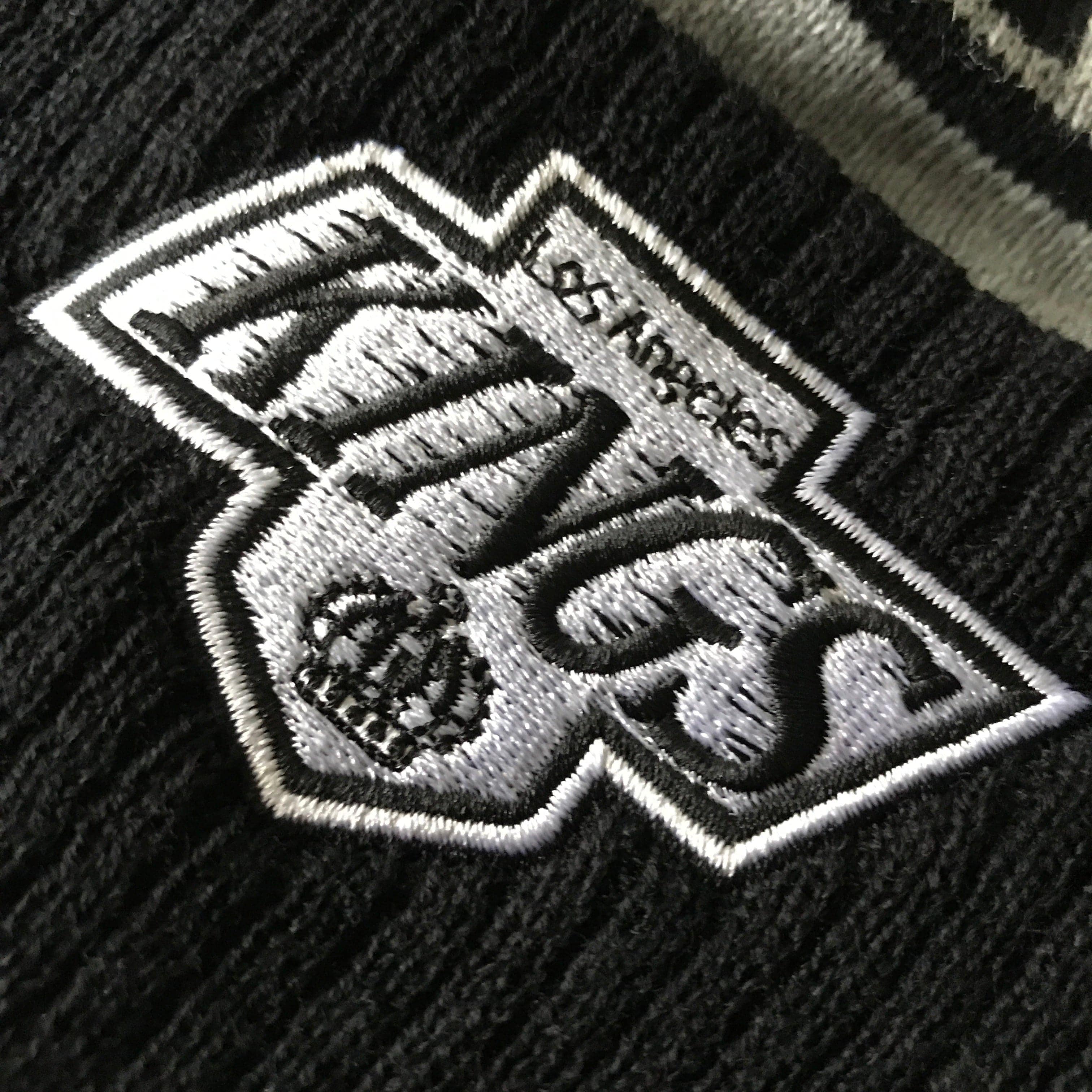 NHL Branded Beanies Los Angeles Kings NHL Team Colour Stripe Pom Knit Beanie - Black/Grey