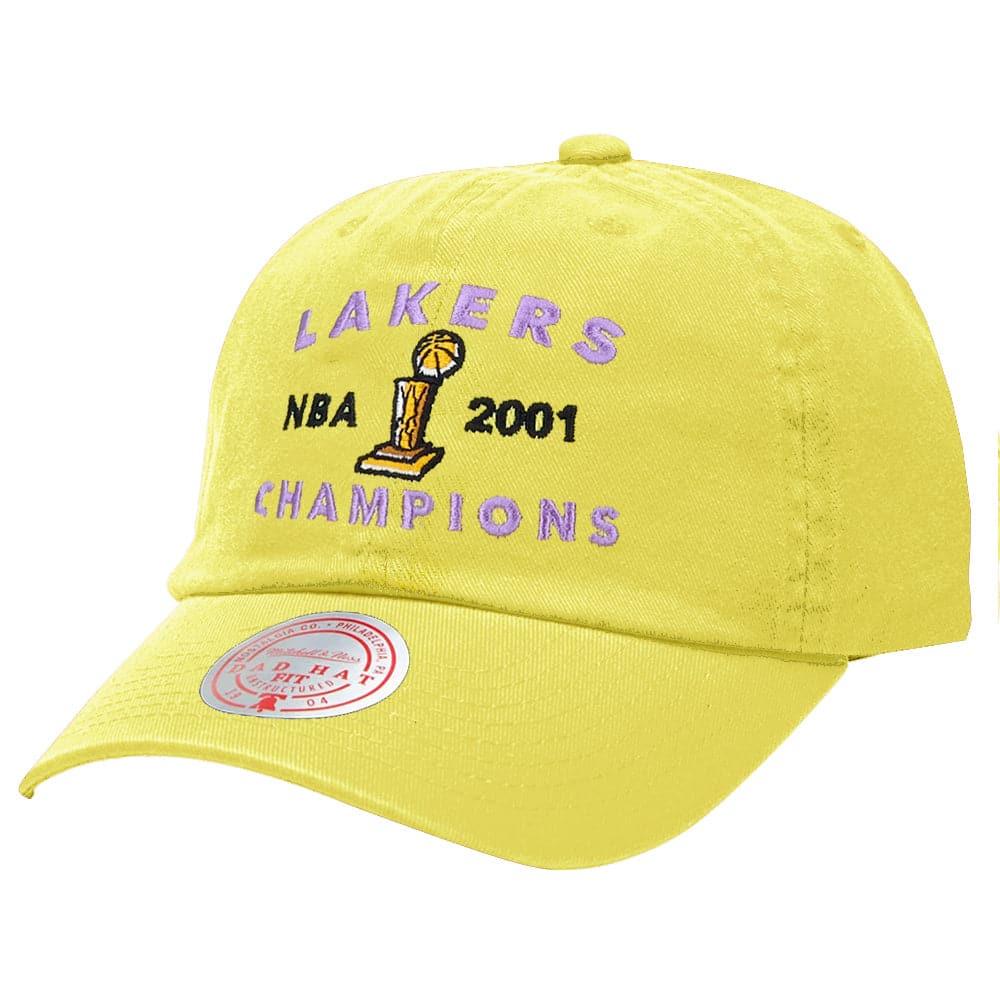 Mitchell And Ness Caps Los Angeles Lakers Mitchell & Ness NBA 2001 Champs Strapback Dad Hat - Yellow