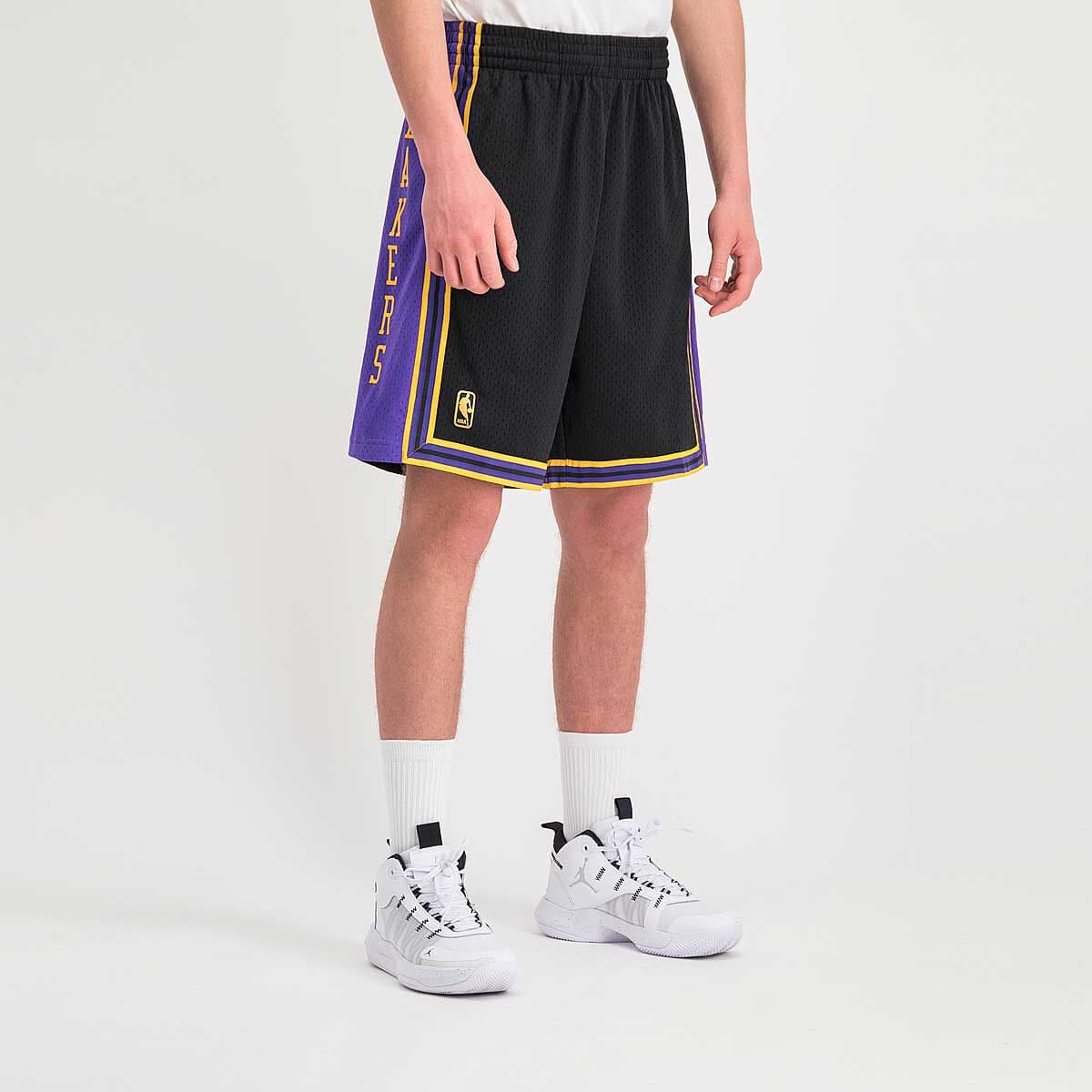 Mitchell And Ness Shorts Los Angeles Lakers Mitchell & Ness NBA 96 Reload Swingman Shorts - Black