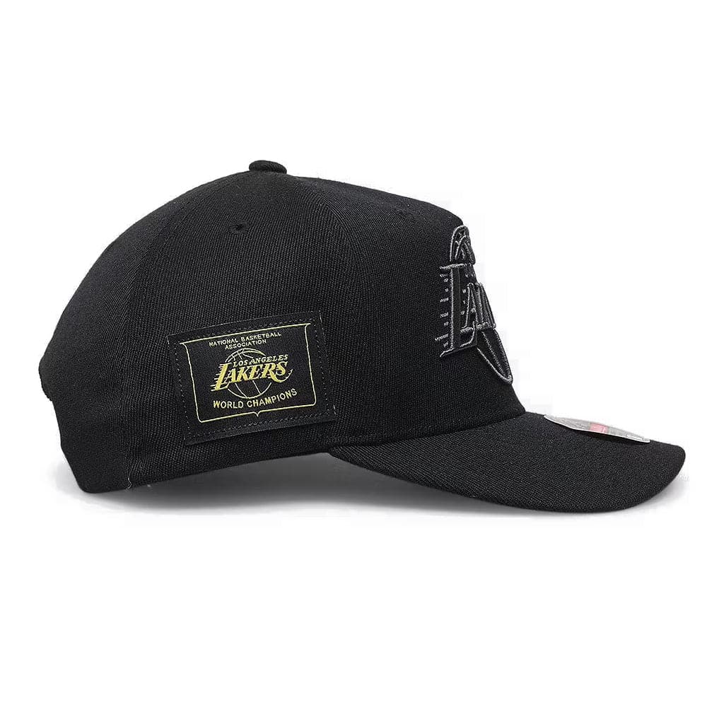 Mitchell And Ness Caps Los Angeles Lakers Mitchell & Ness NBA Champs Patch Classic Red Snapback Hat - Black