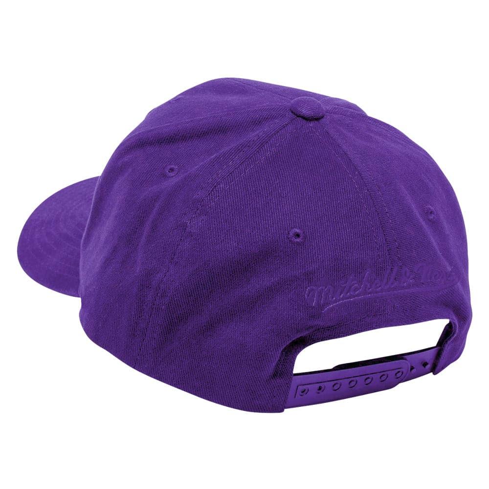 Mitchell And Ness Caps Los Angeles Lakers Mitchell & Ness NBA Finals History Pre-Curved Deadstock Snapback Hat - Purple