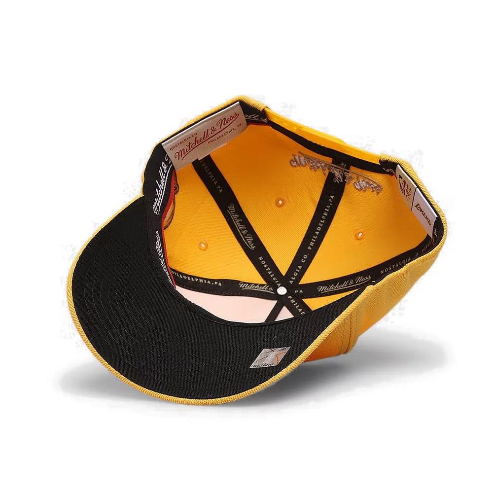 Mitchell And Ness Caps Los Angeles Lakers Mitchell & Ness NBA Finals Patch Classic Red Snapback Hat - Yellow