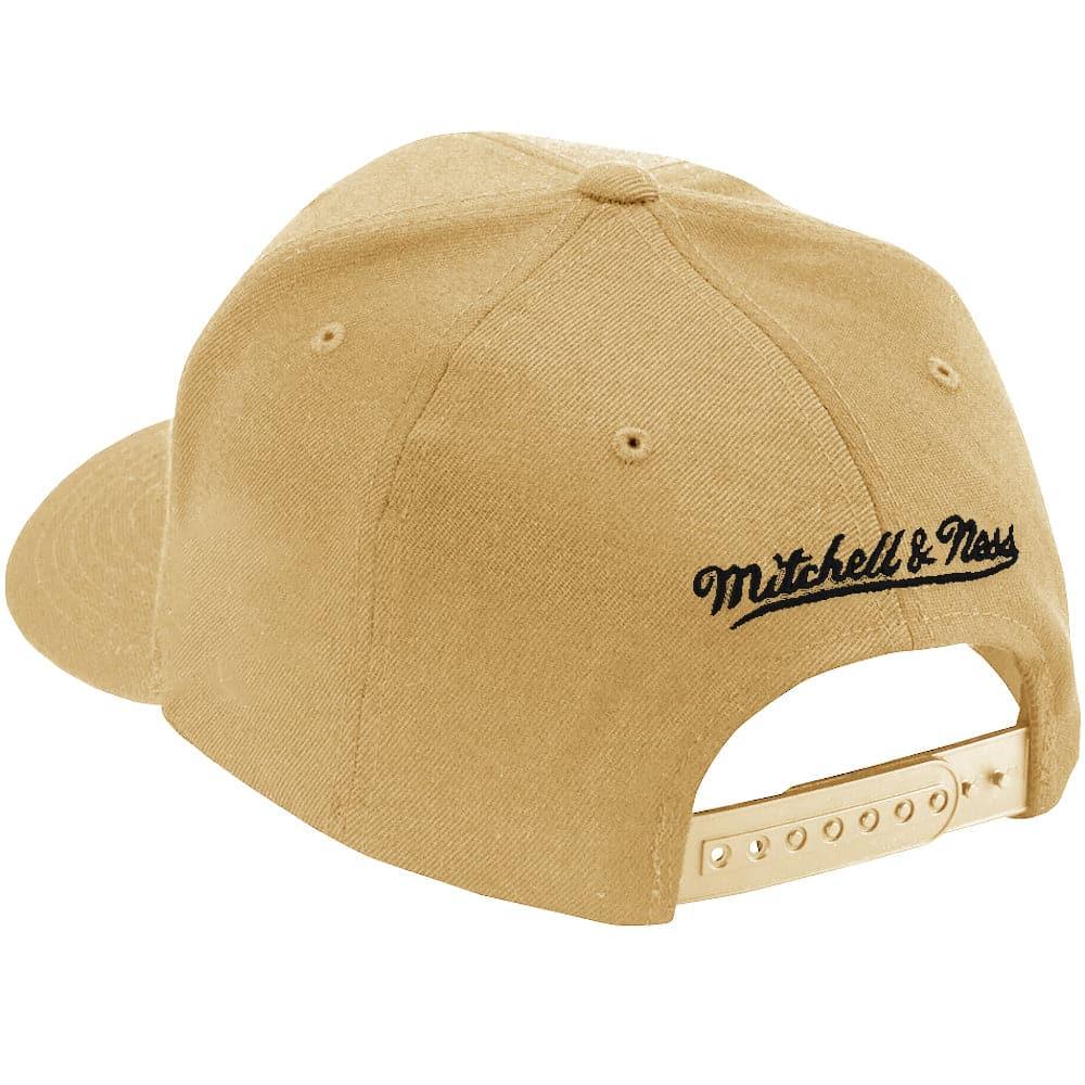 Mitchell And Ness Caps Milwaukee Bucks Mitchell & Ness NBA Team Classic Red Curve Snapback Hat - Khaki