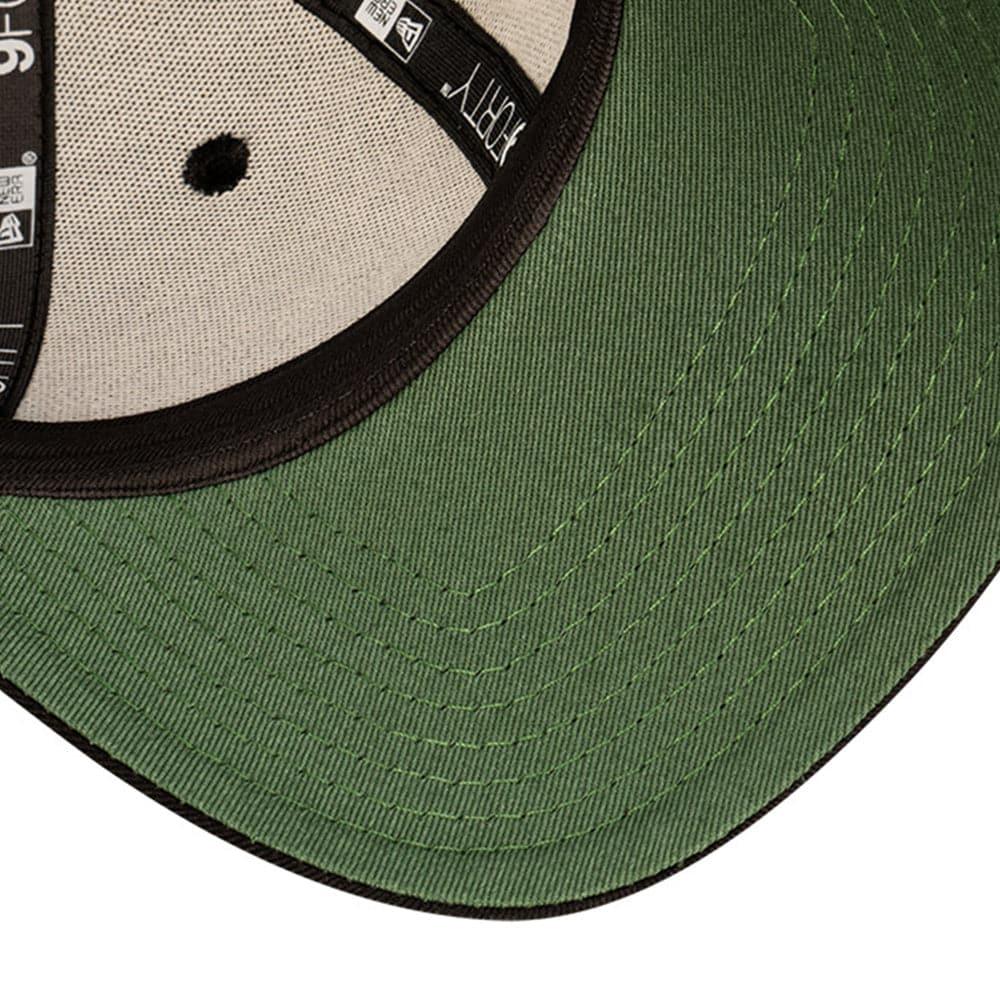 New Era Caps Milwaukee Bucks New Era NBA Team Stripes 9FORTY Cloth Strap Curve Hat - Black