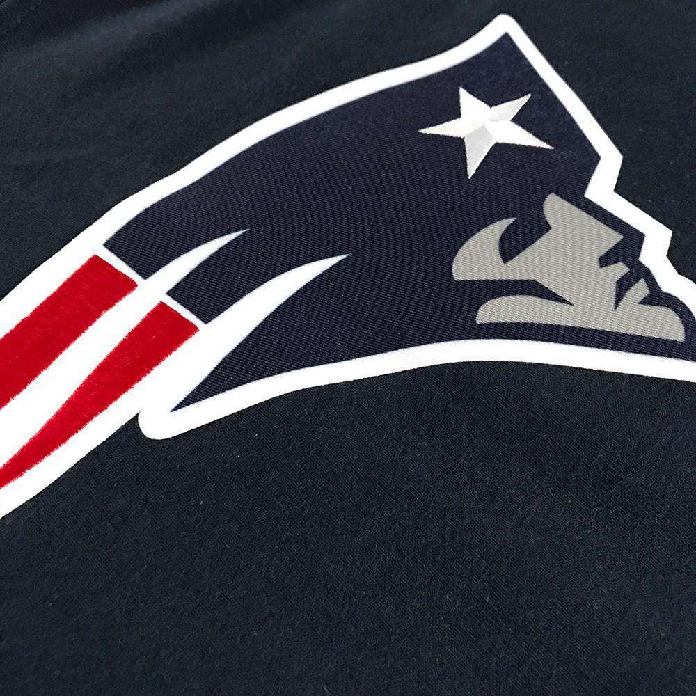 Majestic Athletic Jumpers New England Patriots Majestic NFL Tek Patch Hoodie Jumper - Navy