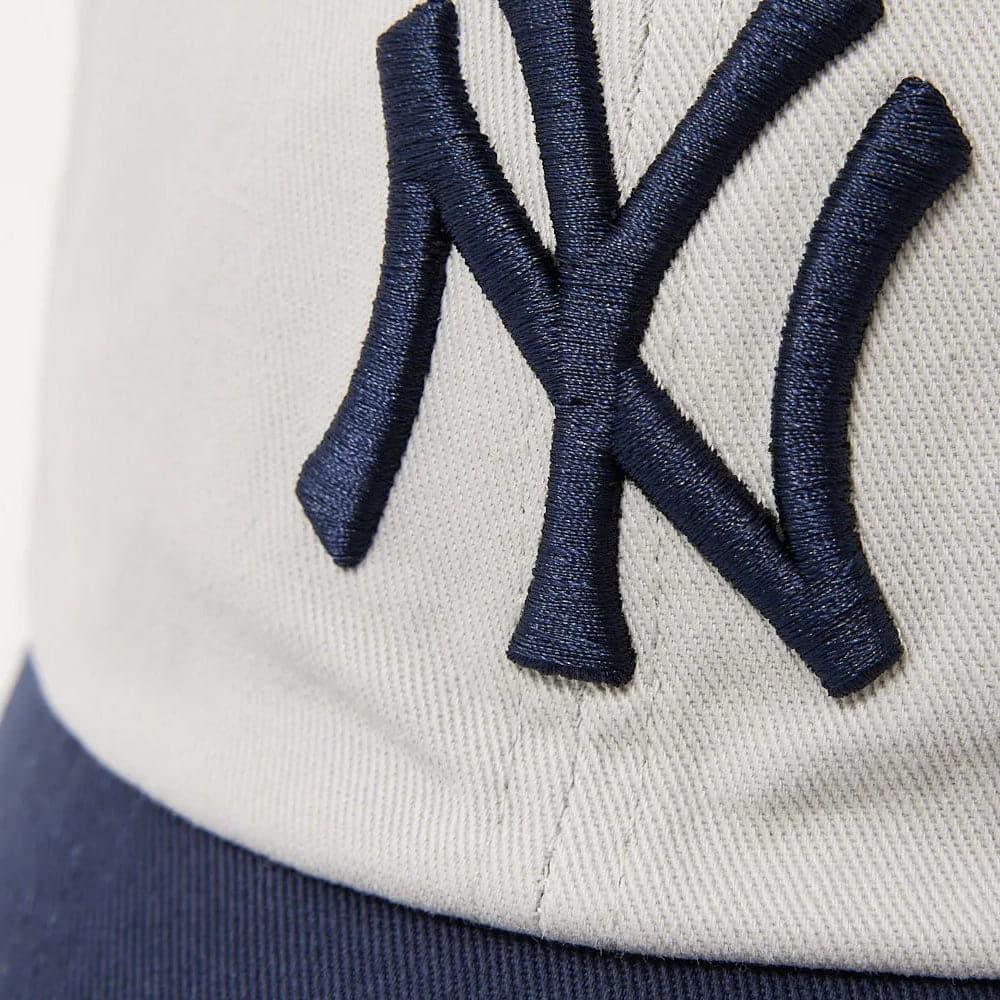 47 Brand Caps New York Yankees '47 MLB Team 2-Tone Clean Up Strapback Hat - Grey