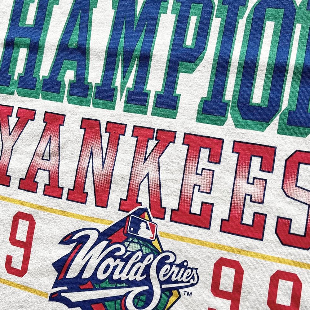 Majestic Athletic T-Shirts New York Yankees Majestic MLB 1999 World Champs Vintage T-Shirt - Vintage White