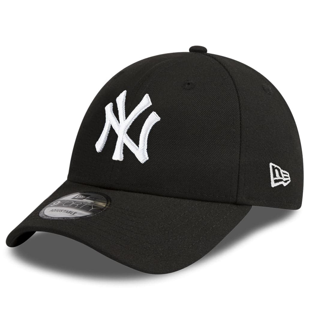New Era Caps New York Yankees New Era MLB Black & White 9FORTY Curve Cloth Strap Hat