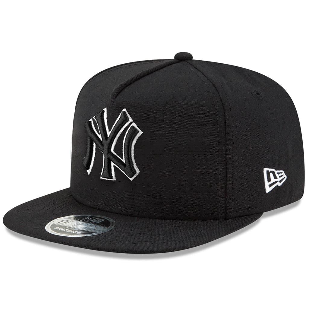 New Era Caps New York Yankees New Era MLB Monochrome 9FIFTY A-Frame Snapback Hat - Black