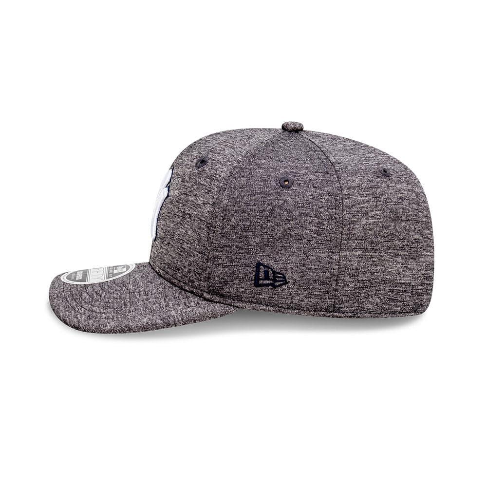 New Era Caps New York Yankees New Era MLB Shadow Tech 9FIFTY Pre-Curved Snapback Hat - Graphite