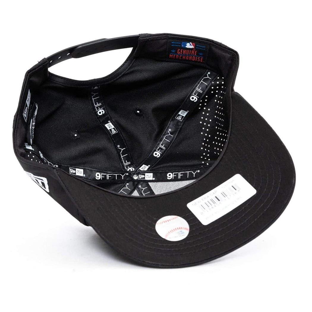 New Era Caps New York Yankees New Era MLB Team Prolight Pre-Curved 9FIFTY Snapback Hat - Navy