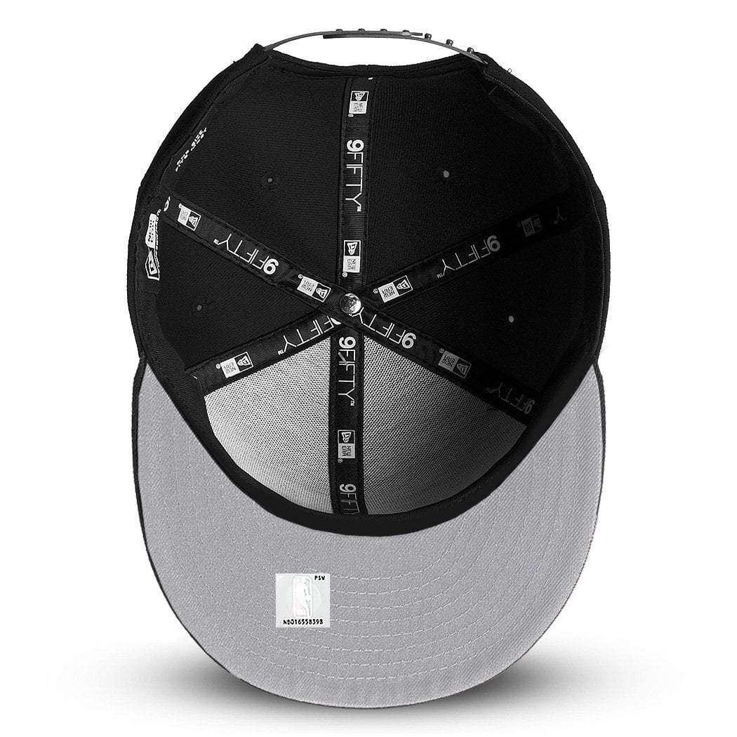 New Era Caps Philadelphia 76ers New Era NBA Black On Black Pre-Curved 9FIFTY Snapback Hat
