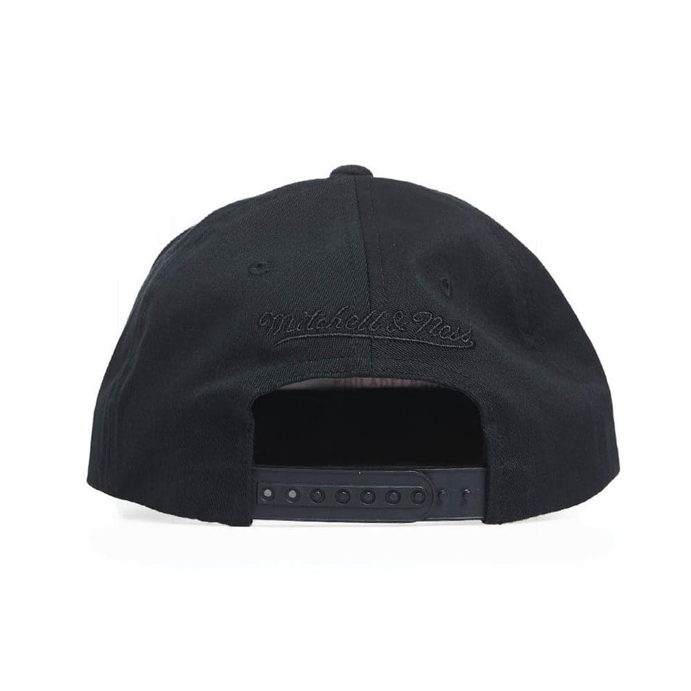 Mitchell And Ness Caps Portland Trail Blazers Mitchell & Ness NBA Logo Deadstock Snapback Hat - Black