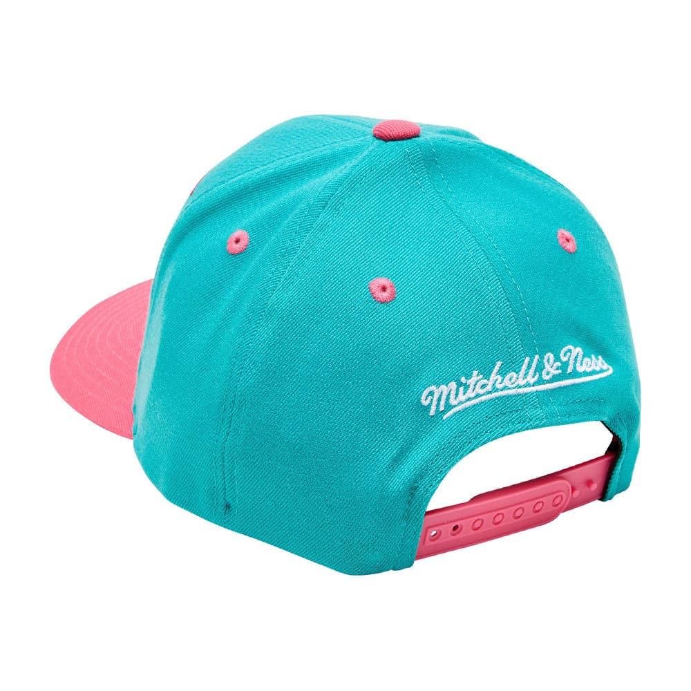 Mitchell And Ness Caps San Antonio Spurs Mitchell & Ness NBA Billboard Classic Red Curve Snapback Hat - Teal