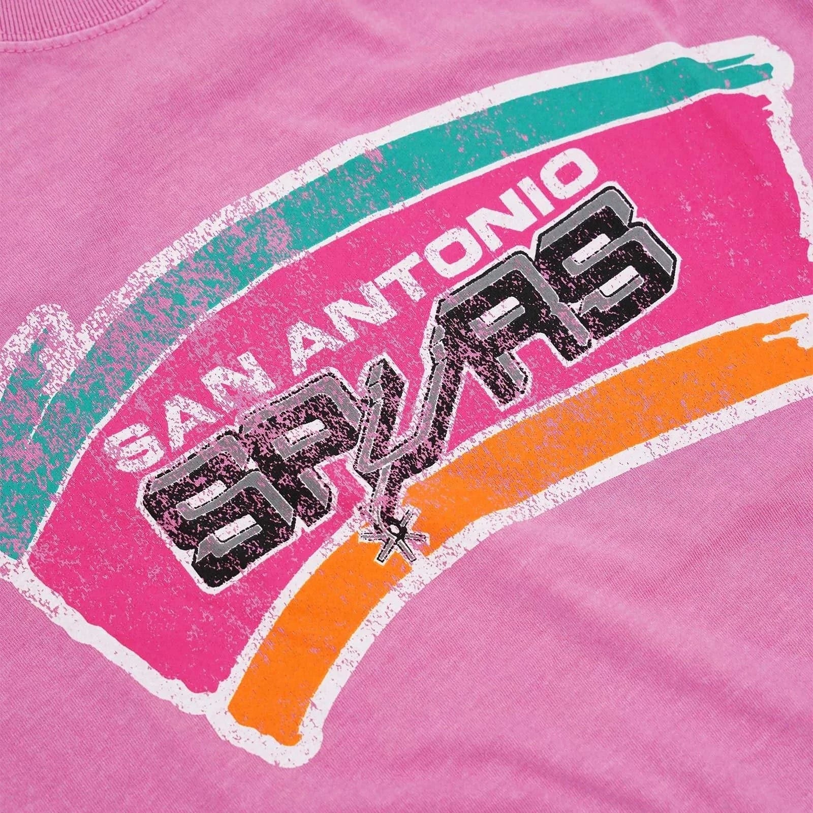 Mitchell And Ness T-Shirts San Antonio Spurs Mitchell & Ness NBA HWC Big Logo Vintage T-Shirt - Faded Pink