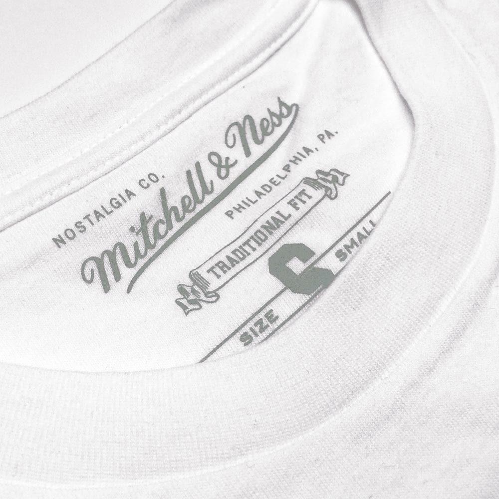 Mitchell And Ness T-Shirts Shawn Kemp Seattle Supersonics Mitchell & Ness NBA Player Muscle T-Shirt - White