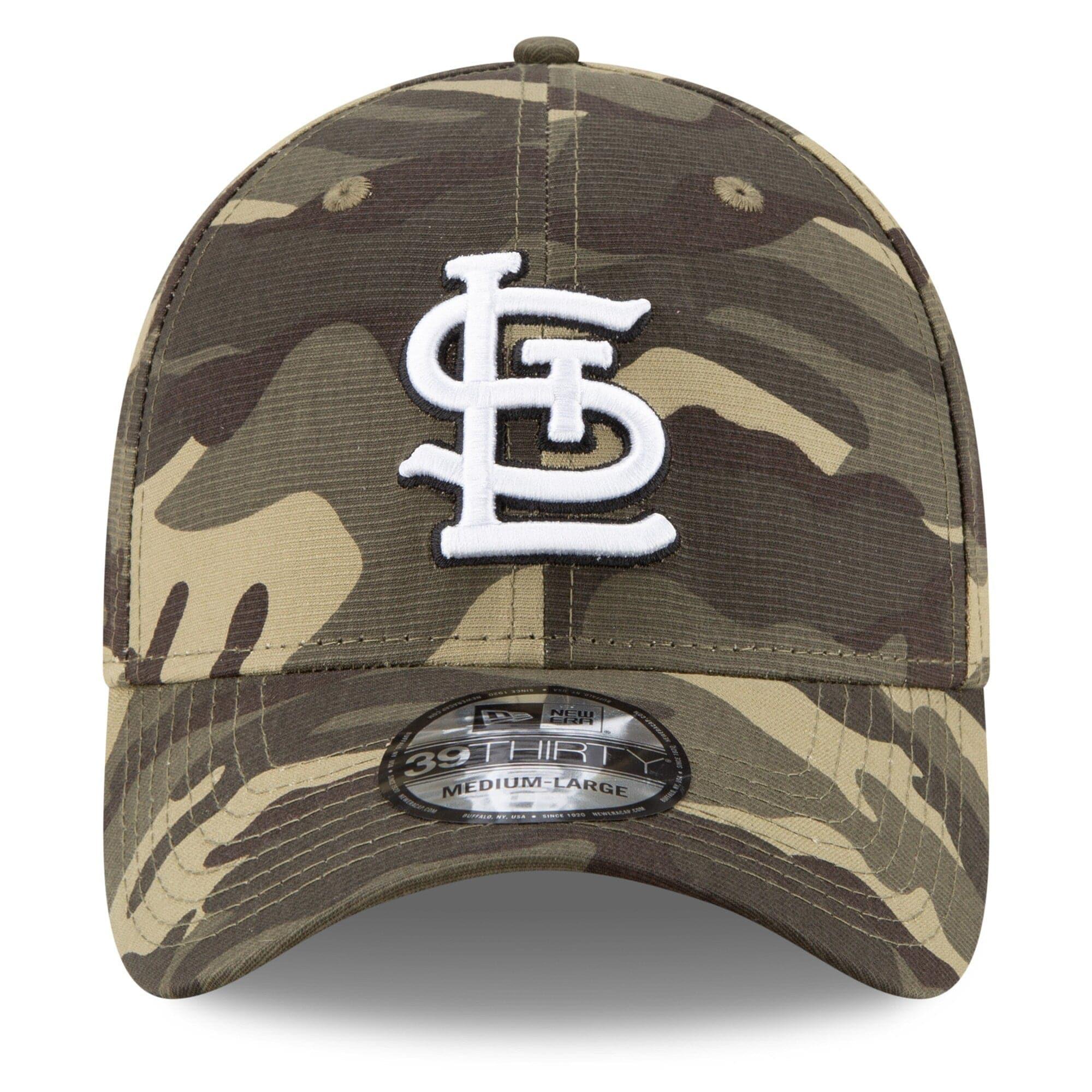 New Era Caps St. Louis Cardinals New Era MLB 2021 Armed Forces 39THIRTY Flex Fit Curve Hat - Camo