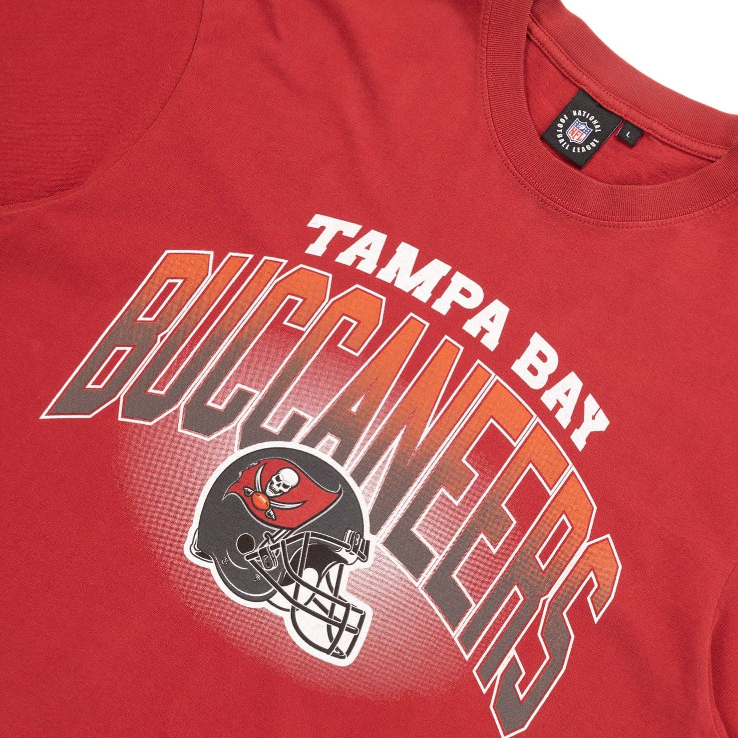 Majestic Athletic T-Shirts Tampa Bay Buccaneers Majestic NFL Sport Arch Vintage T-Shirt - Red