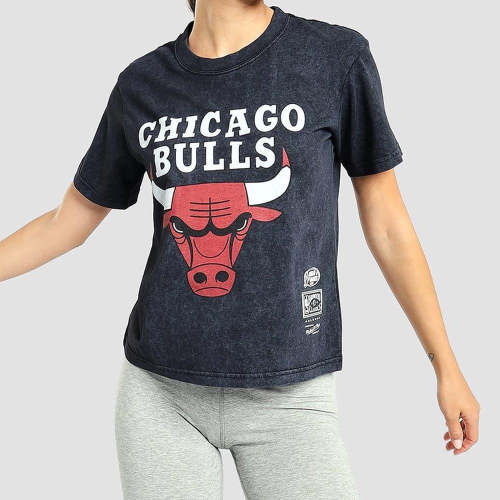Mitchell And Ness T-Shirts Womens Chicago Bulls Mitchell & Ness NBA XL Logo Snow Wash Vintage T-Shirt - Faded Black