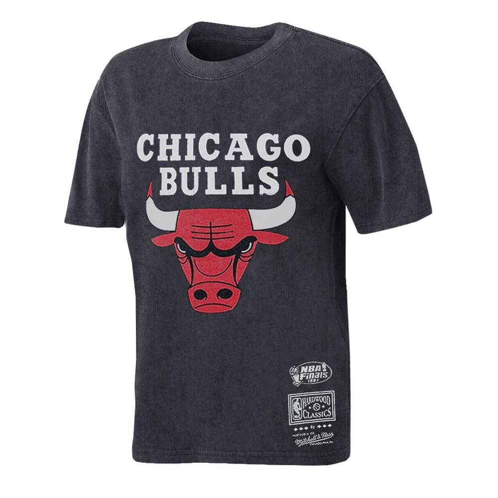 Mitchell And Ness T-Shirts Womens Chicago Bulls Mitchell & Ness NBA XL Logo Snow Wash Vintage T-Shirt - Faded Black