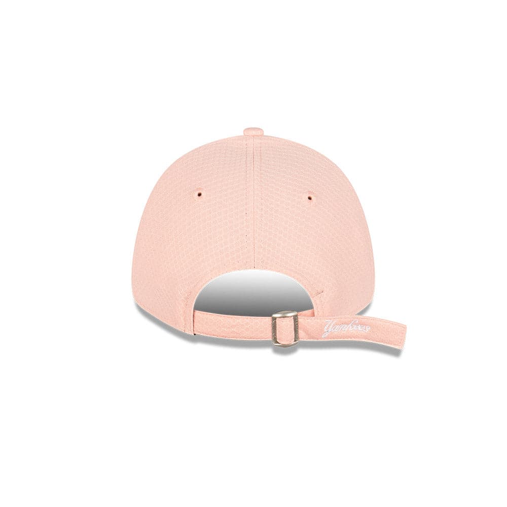 New Era Caps Womens Womens New York Yankees New Era MLB Hex Performance 9FORTY Hat - Pink