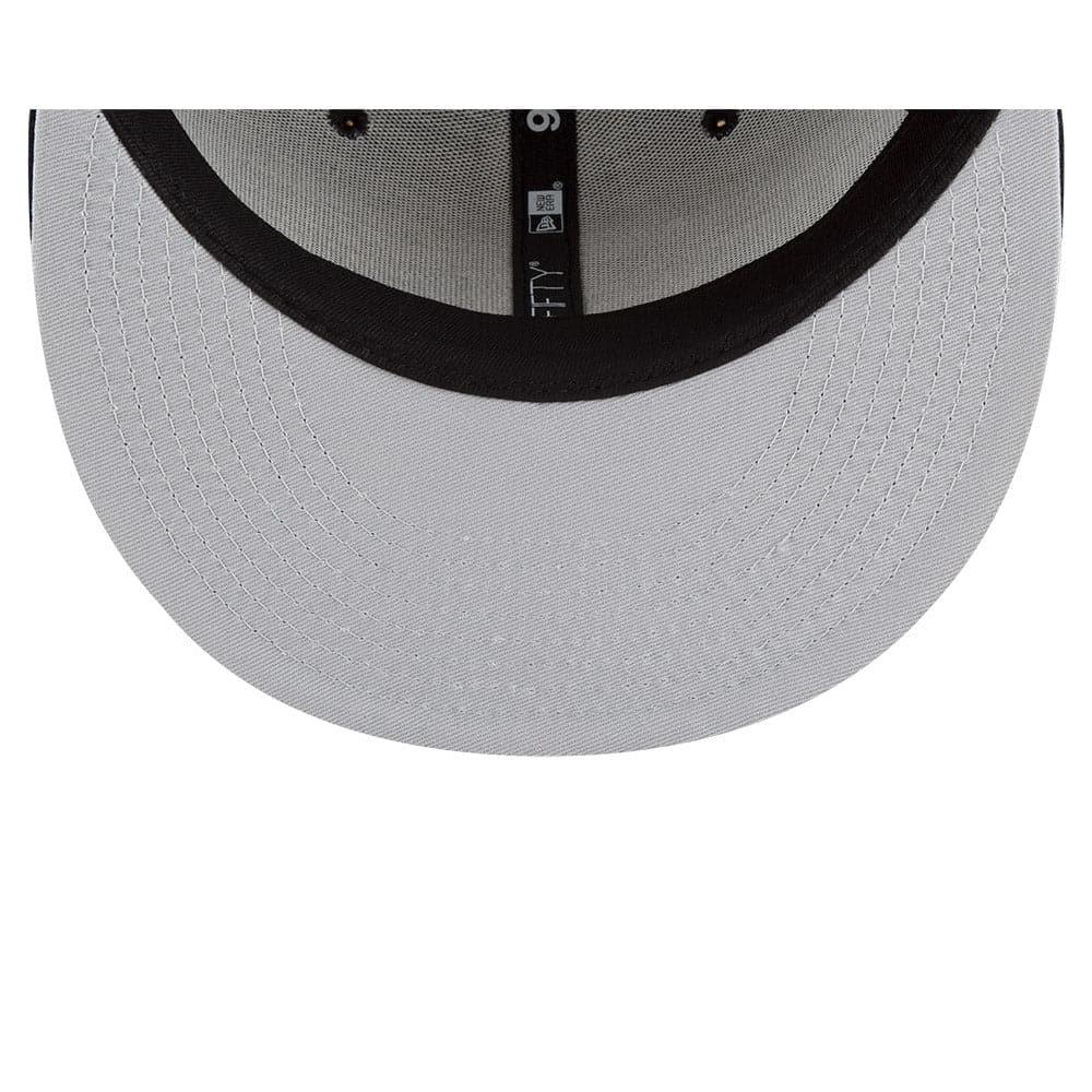 New Era Caps Youths Youths Chicago Bulls New Era NBA 21-22 Back Half 9FIFTY Snapback Hat - Black