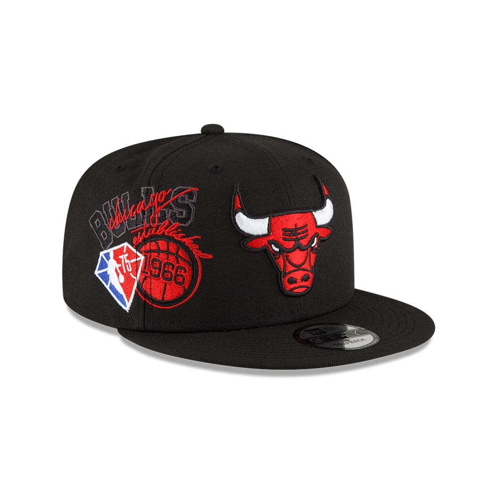 New Era Caps Youths Youths Chicago Bulls New Era NBA 21-22 Back Half 9FIFTY Snapback Hat - Black